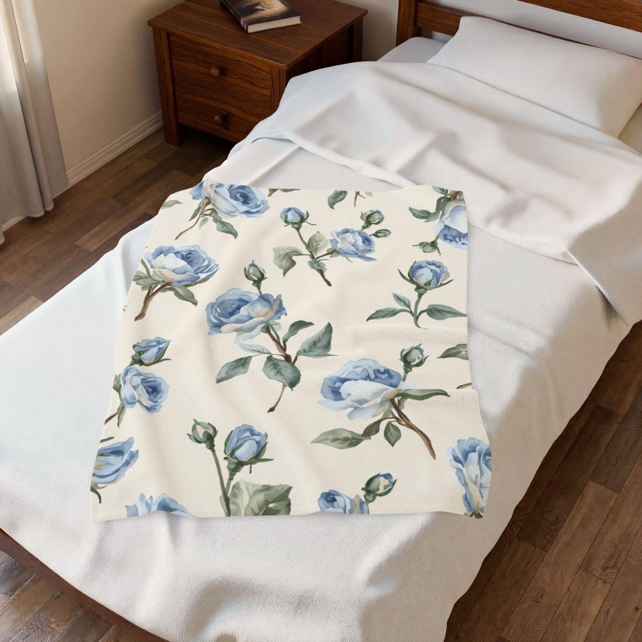Blue Rose Velveteen Plush Blanket – Soft Floral Throw for Bedroom & Living Room