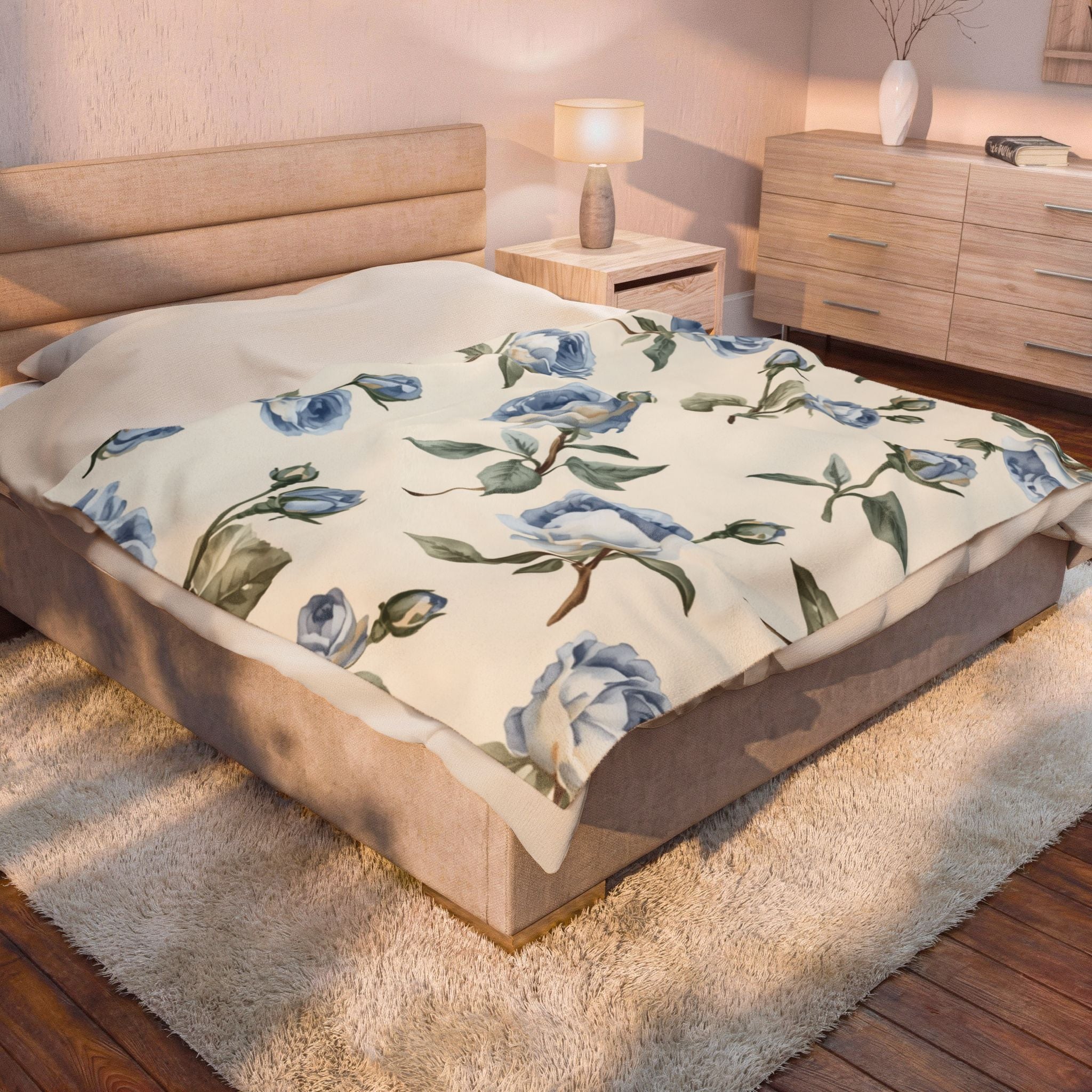 Blue Rose Velveteen Plush Blanket – Soft Floral Throw for Bedroom & Living Room