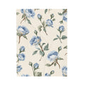 Blue Rose Velveteen Plush Blanket – Soft Floral Throw for Bedroom & Living Room